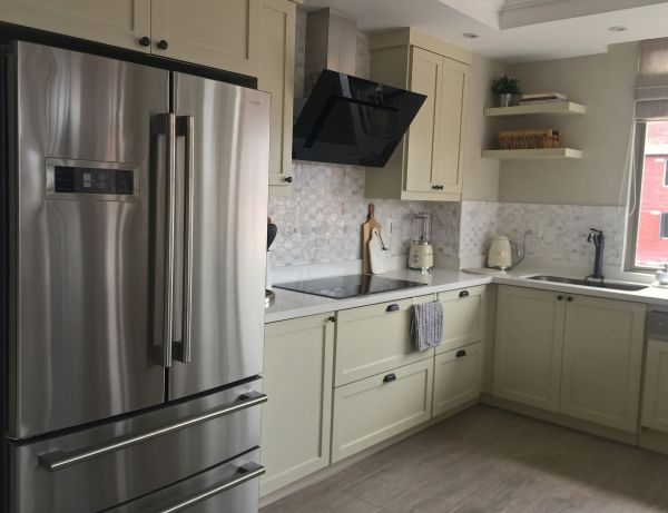 Cabinet Pulls Installation in Humble